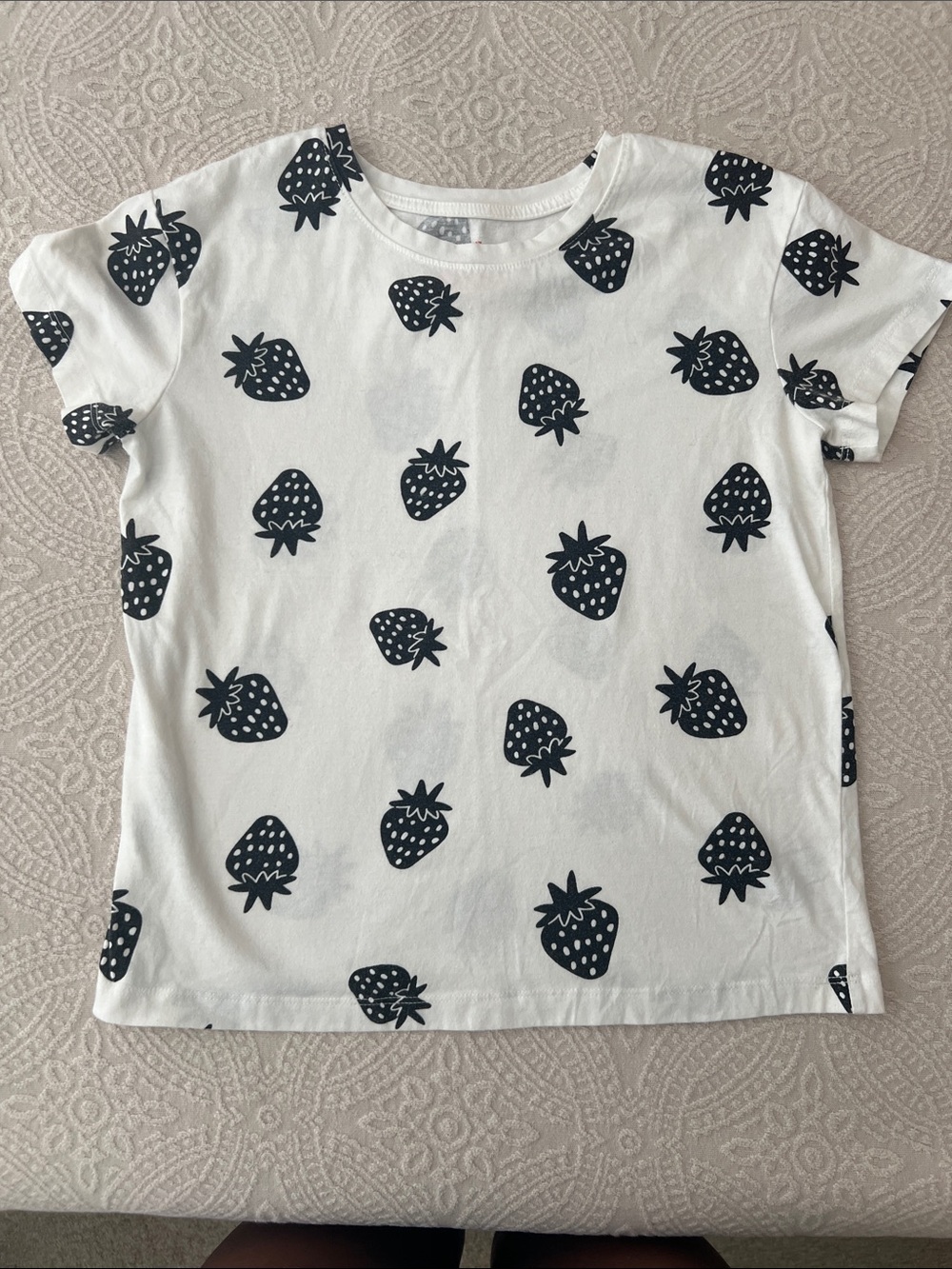 Kids Black & Off White Strawberry Print Tee | Girls Size L (10/12)